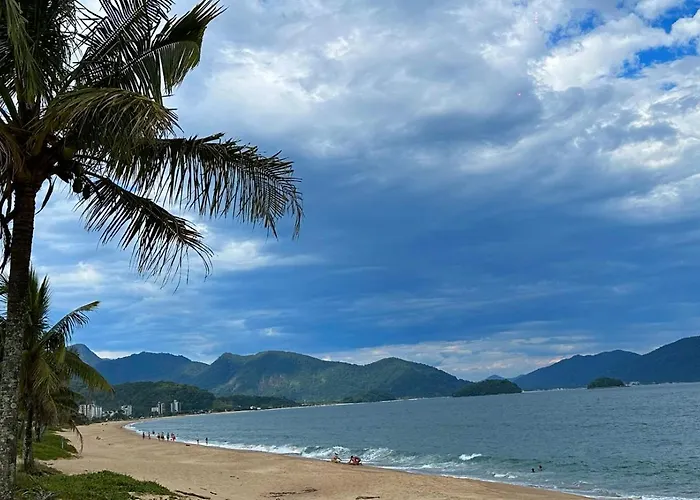 Apto Com Wi-Fi, Churrasq E Quintal A 900M Do Mar