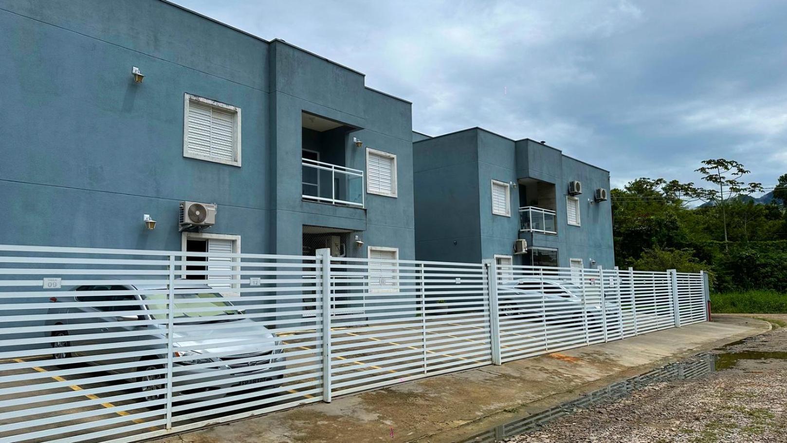 Apto Com Wi-fi, Churrasq E Quintal A 900m Do Mar Apartamento Ubatuba
