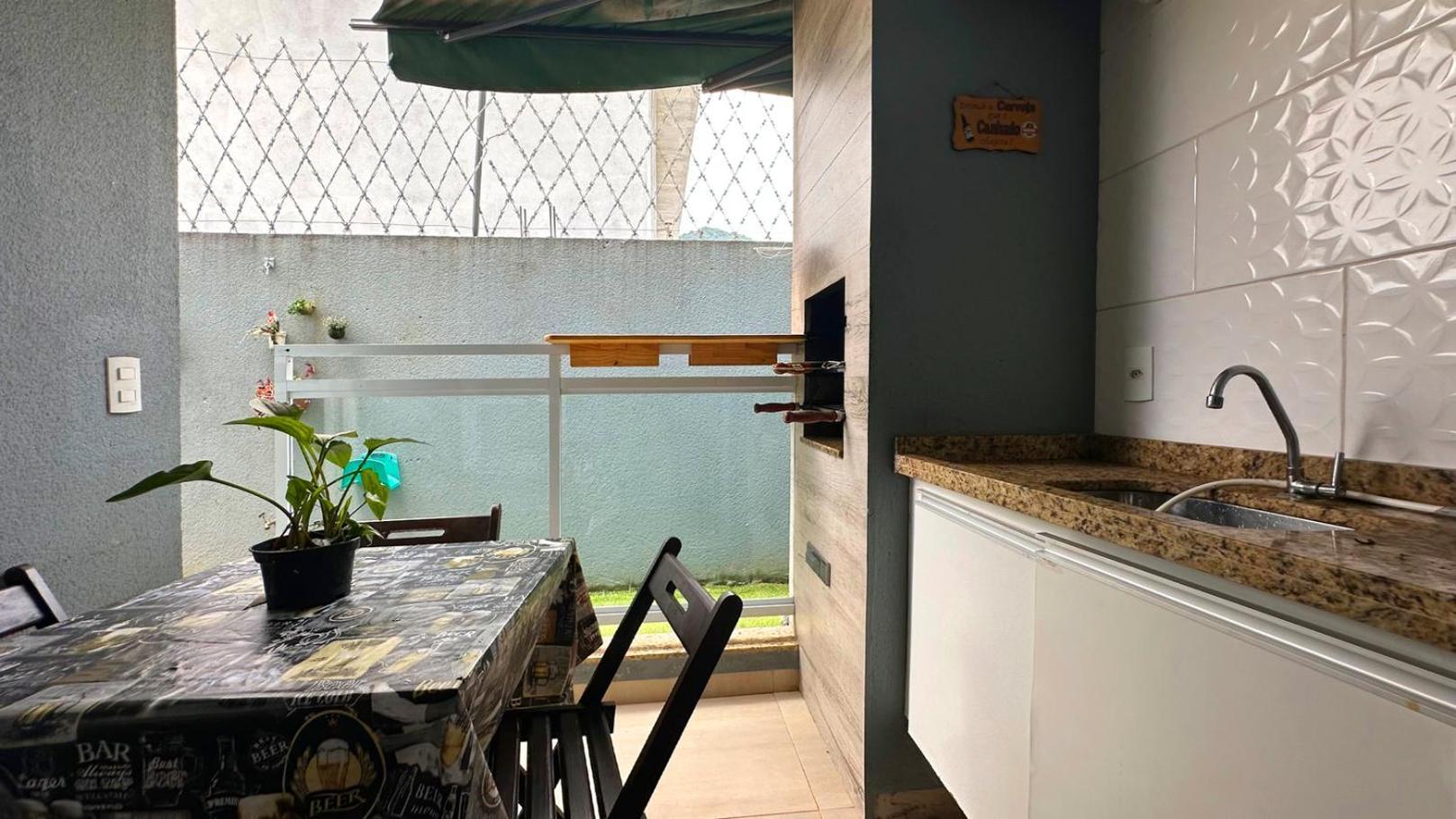Apartamento Apto Com Wi-fi, Churrasq E Quintal A 900m Do Mar